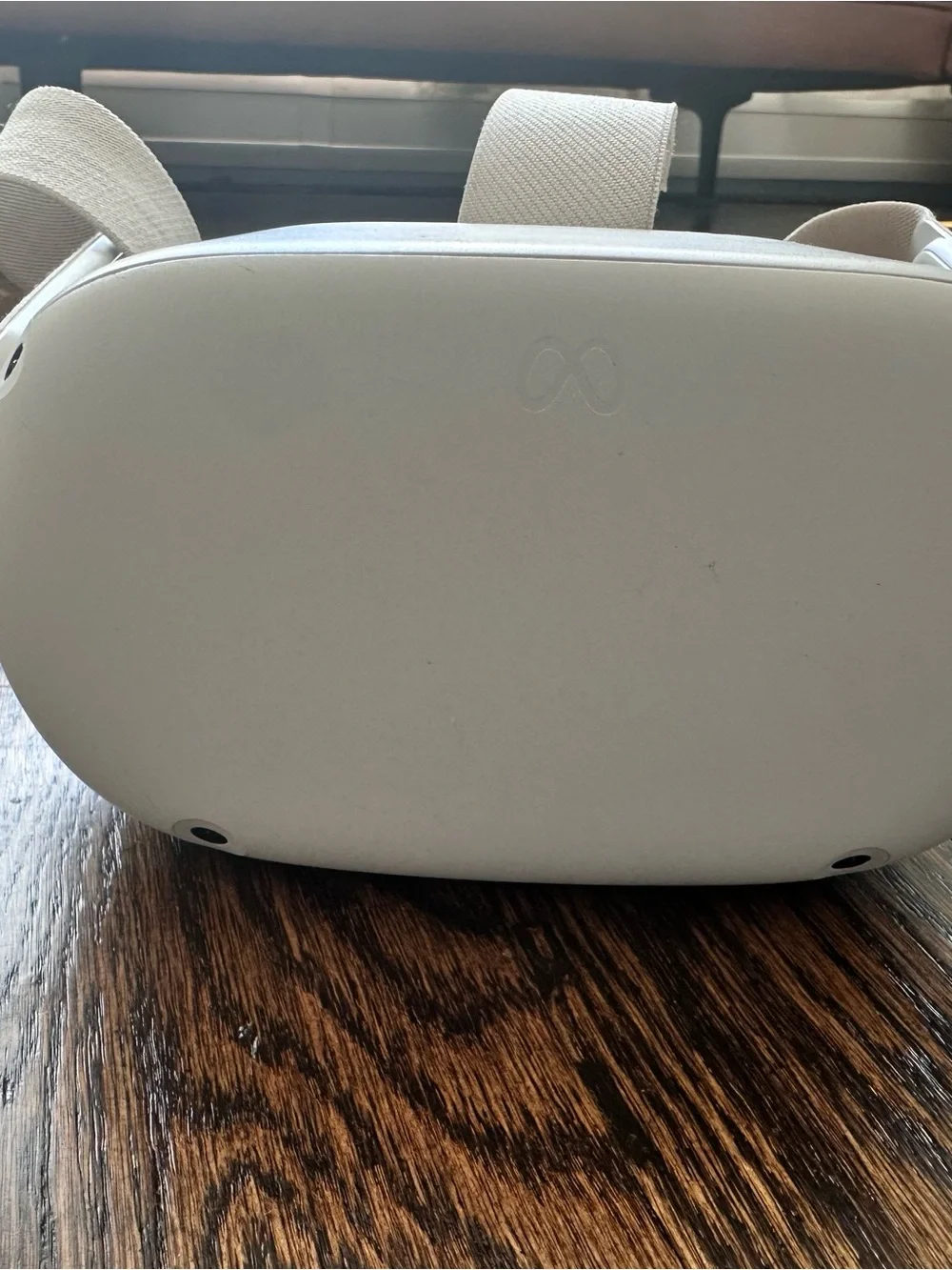 Oculus White VR Headset with Black Foam Face Cushion